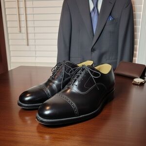 Stylish Johnston & Murphy Trampoline Comfort Black Dress Shoes - Size 11